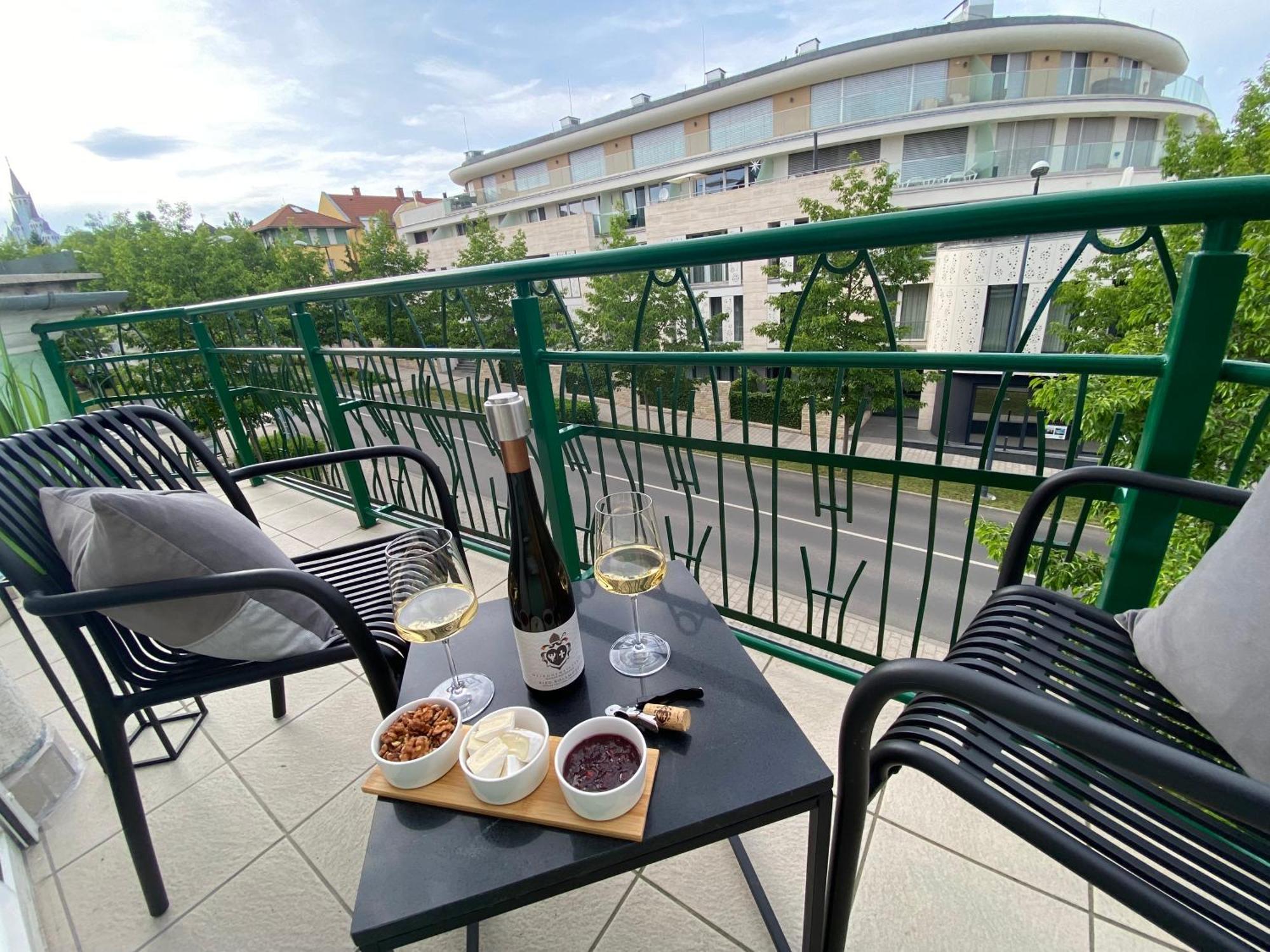 Ikon Apartment Héviz Zewnętrze zdjęcie